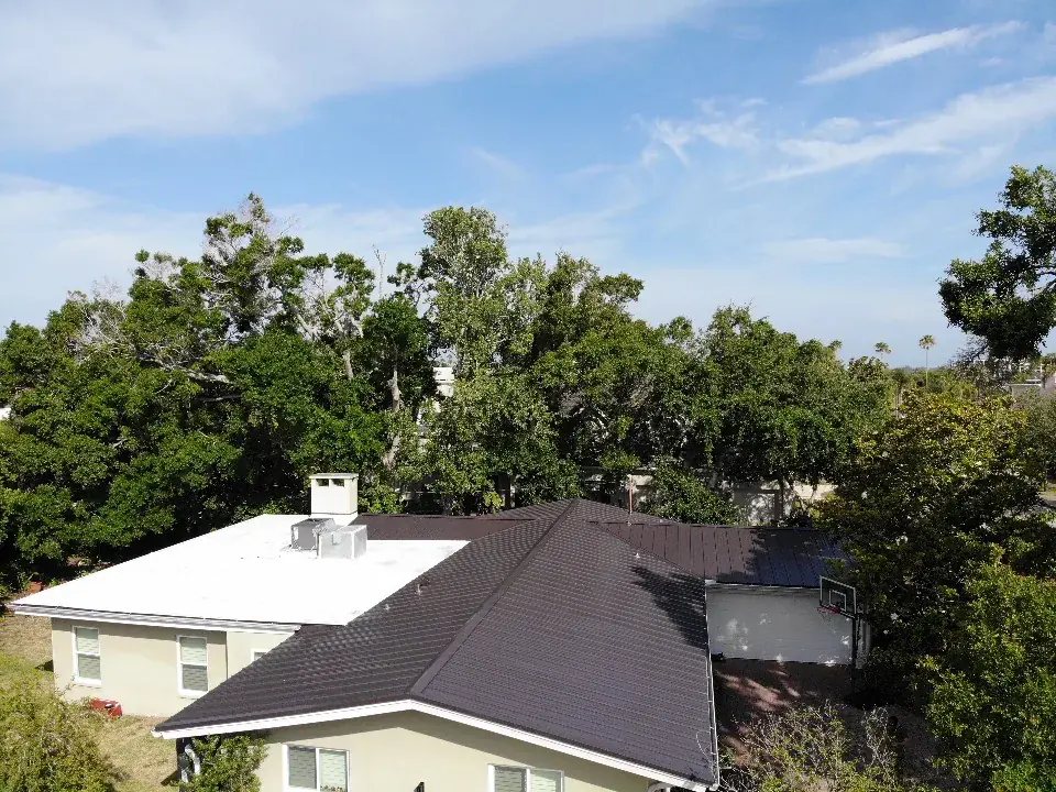 5 Signs It's Time to Replace Your Roof in Florida